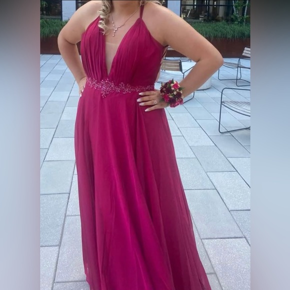 Formal Dress by The Secret Dress size 16 - Picture 7 of 10